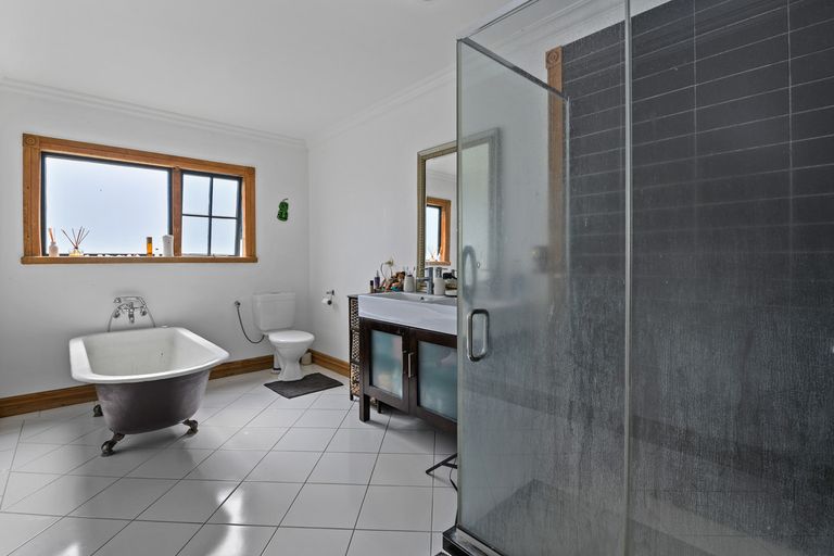 Photo of property in 48 Hamon Place, Pukehangi, Rotorua, 3015