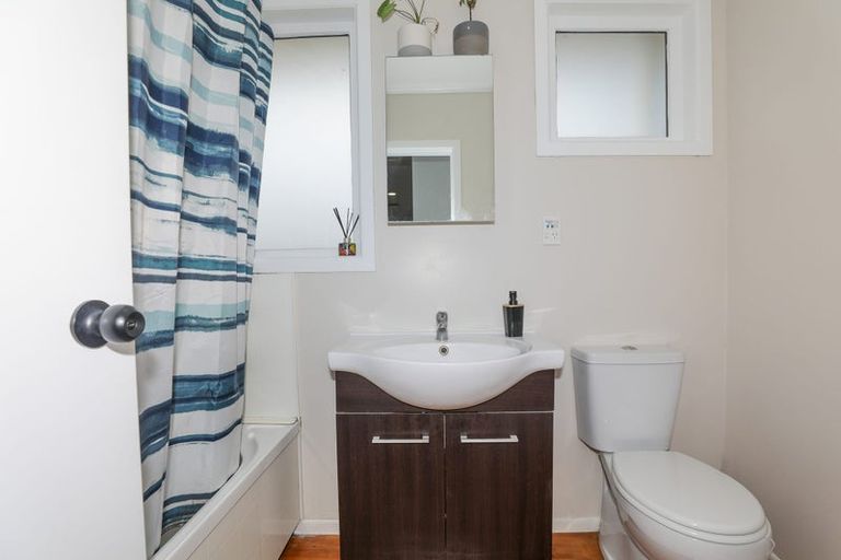 Photo of property in 72 Barnard Road, Fairy Springs, Rotorua, 3015