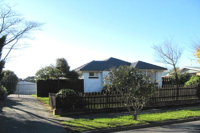 Photo of property in 14 Charles Upham Avenue, Hillmorton, Christchurch, 8025