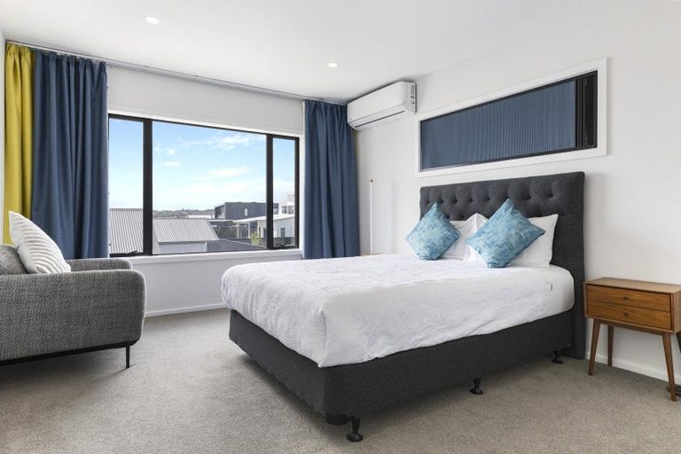 Photo of property in 72 Harakeke Drive, Wharewaka, Taupo, 3330