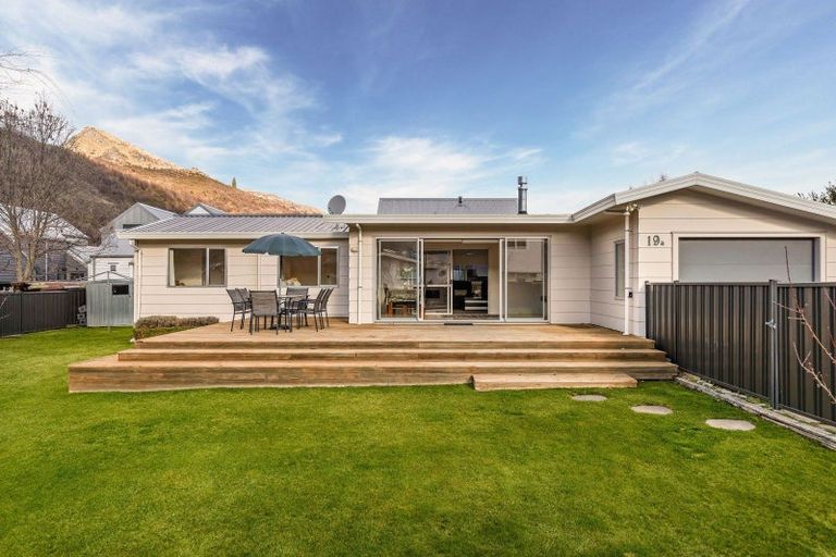 Photo of property in 19a Devon Street, Arrowtown, 9302