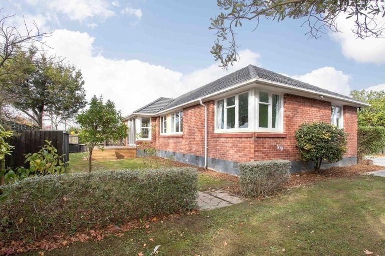 Photo of property in 1/436 Greers Road, Northcote, Christchurch, 8052