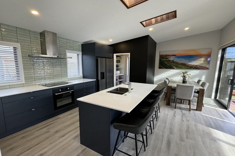 Photo of property in 20a Wharerangi Road, Tamatea, Napier, 4112