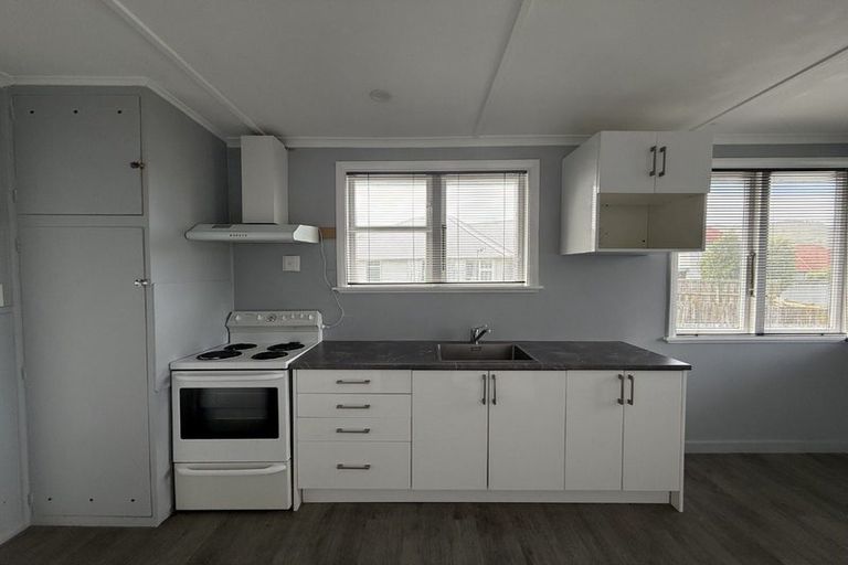 Photo of property in 11 Mcbain Grove, Avalon, Lower Hutt, 5011