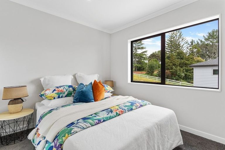 Photo of property in 48c Totara Road, Te Atatu Peninsula, Auckland, 0610