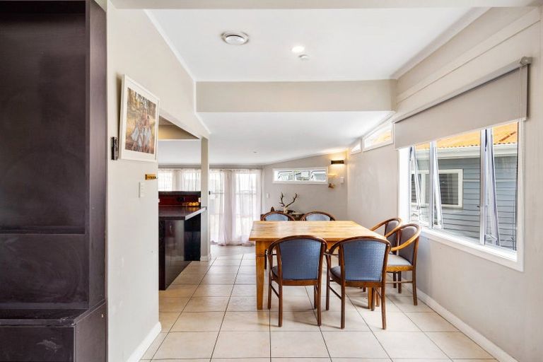 Photo of property in 41 Barker Road, Marewa, Napier, 4110