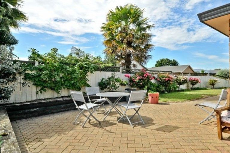 Photo of property in 30 Northmeadow Drive, Rototuna, Hamilton, 3210