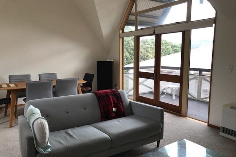 Photo of property in 83b Majoribanks Street, Mount Victoria, Wellington, 6011