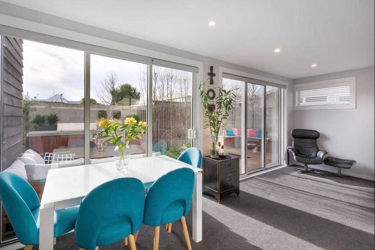 Photo of property in 4/10 Stoneyhurst Street, St Albans, Christchurch, 8014