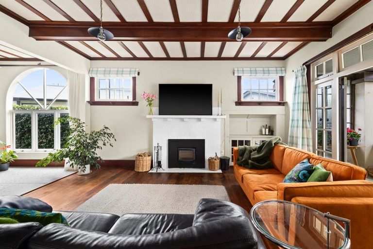 Photo of property in 1/509 Fitzroy Avenue, Hastings, 4122