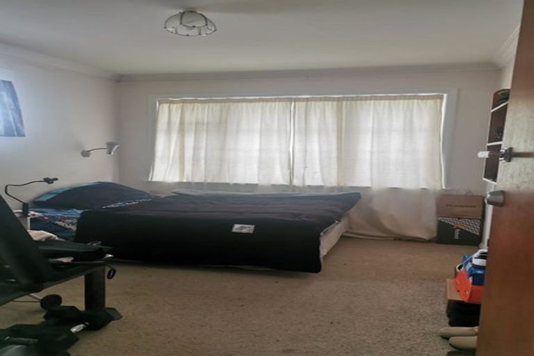 Photo of property in 42 Gibbons Street, Upper Hutt Central, Upper Hutt, 5018