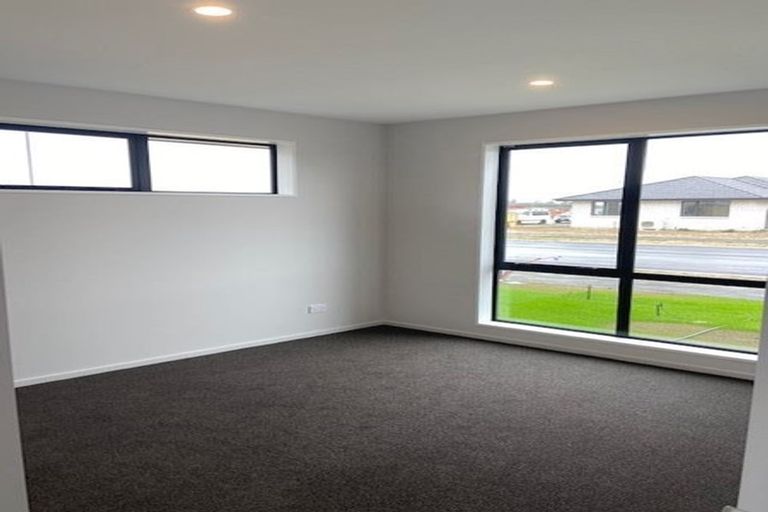 Photo of property in 33 Wakefield Drive, Rolleston, 7615