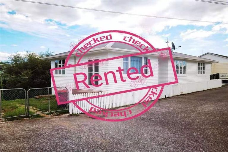 Photo of property in 3c Fulton Crescent, Otara, Auckland, 2023