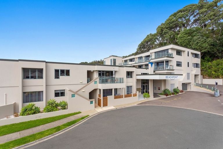 Photo of property in Beachpoint Apartments, 2/5 West End Road, Ohope, 3121