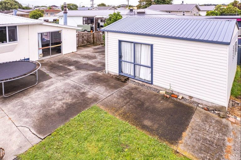 Photo of property in 22 Surrey Road, Springvale, Whanganui, 4501
