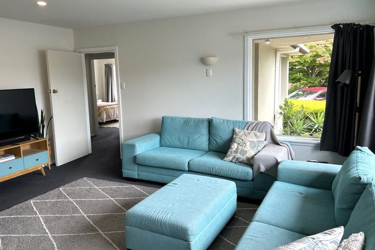 Photo of property in 72 Hounslow Street, Ilam, Christchurch, 8041