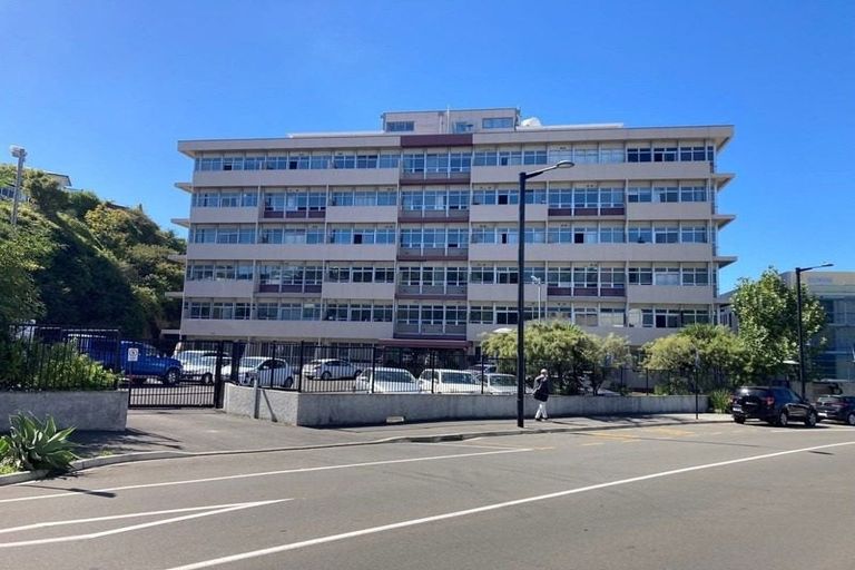 Photo of property in Mclean Towers, 1h/3 Shakespeare Road, Napier South, Napier, 4110