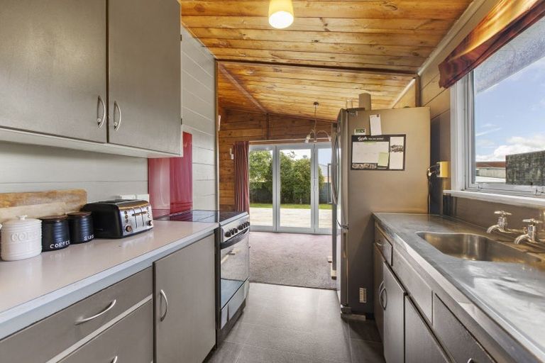 Photo of property in 44 Kelly Street, Inglewood, 4330