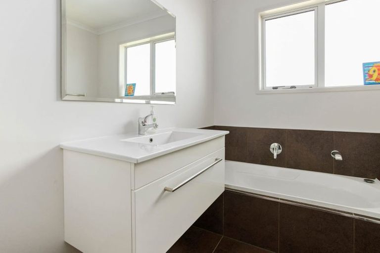 Photo of property in 43 Midshipman Court, Gulf Harbour, Whangaparaoa, 0930