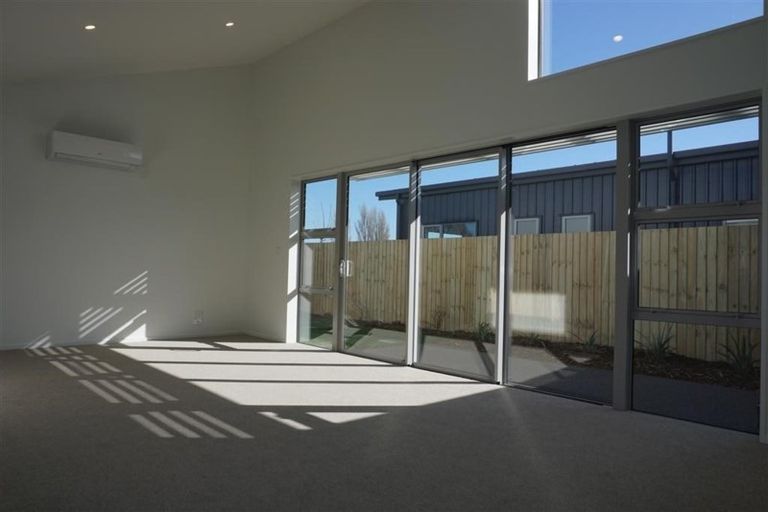 Photo of property in 12/93 Packe Street, Edgeware, Christchurch, 8013