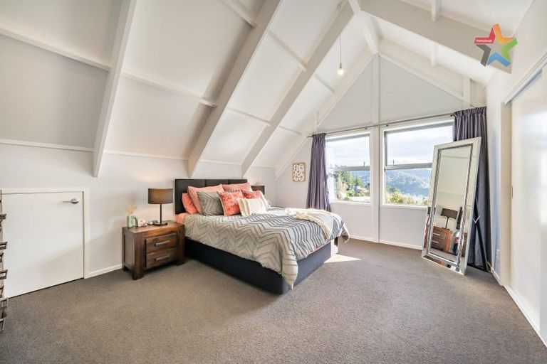 Photo of property in 129 Manuka Street, Stokes Valley, Lower Hutt, 5019