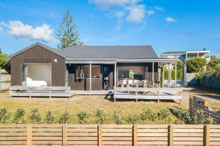 Photo of property in 15 Kitty Frazer Lane, Omaha, 0986