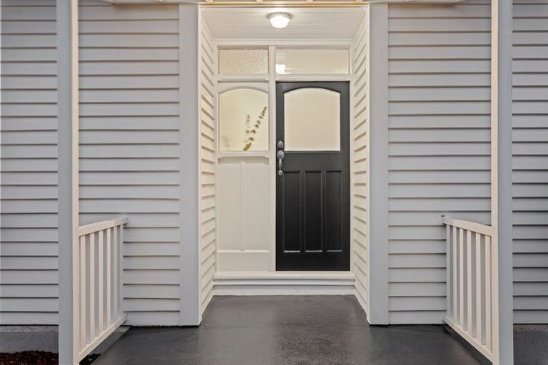 Photo of property in 12 Mays Road, St Albans, Christchurch, 8052