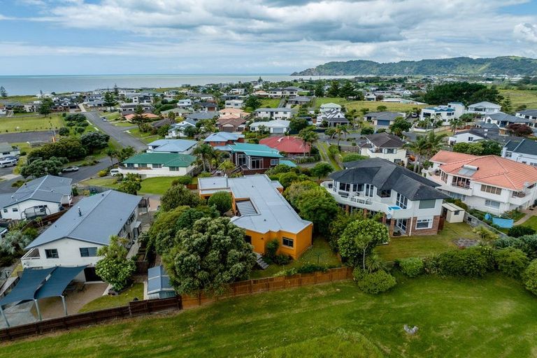 Photo of property in 17 Meadow Vale, Coastlands, Whakatane, 3120