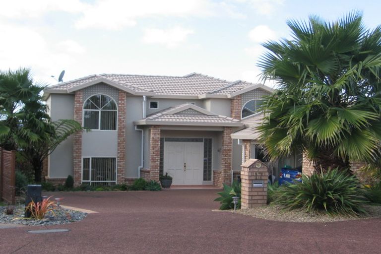 Photo of property in 17 Connemara Court, West Harbour, Auckland, 0618