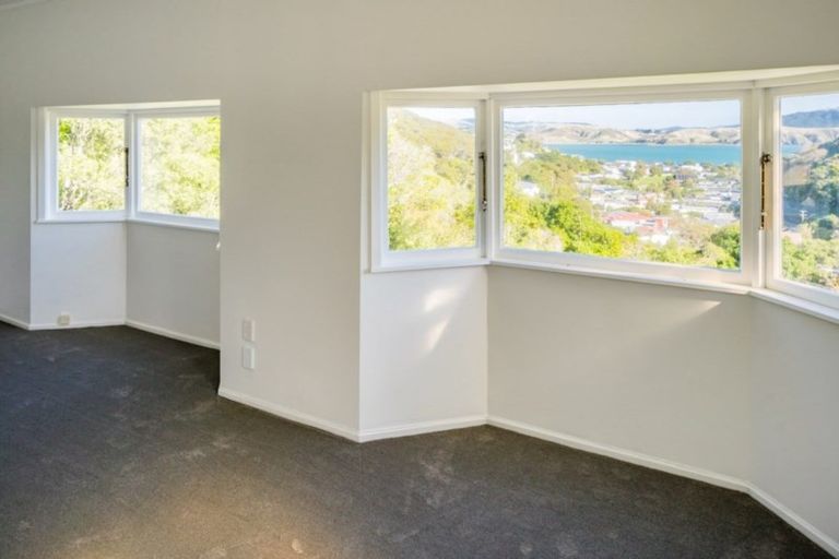 Photo of property in 84 Cluny Road, Plimmerton, Porirua, 5026