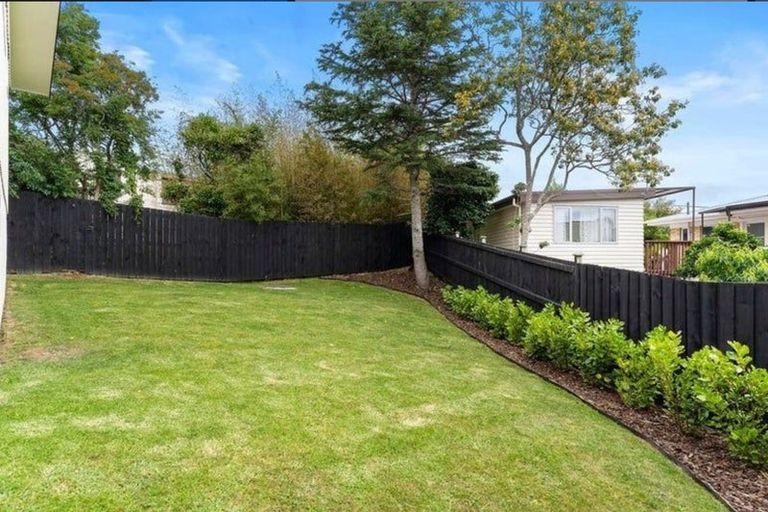 Photo of property in 7d Yeoman Place, Howick, Auckland, 2014
