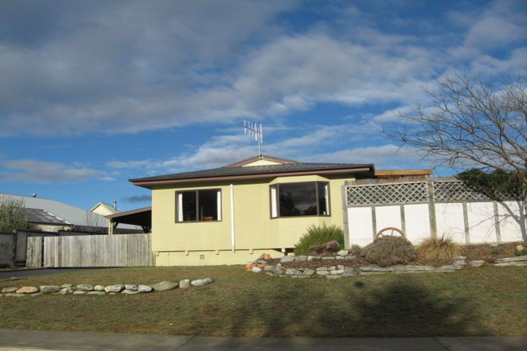Photo of property in 12 Wilkin Road, Wanaka, 9305