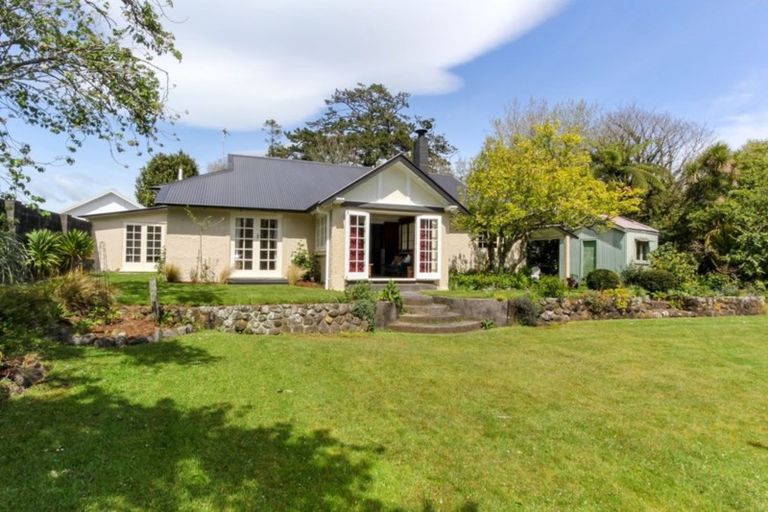 Photo of property in 190 Rata Street, Inglewood, 4330