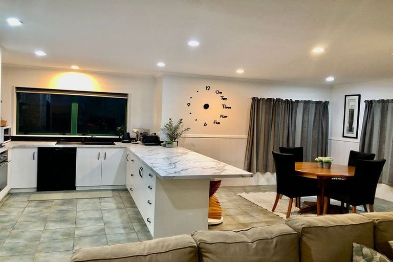 Photo of property in 1/10 Puriri Street, Hilltop, Taupo, 3330