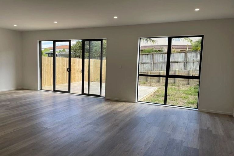 Photo of property in 252 Jack Lachlan Drive, Beachlands, Auckland, 2018