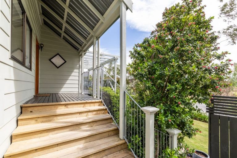 Photo of property in 33 Reeve Drive, Havelock North, 4130
