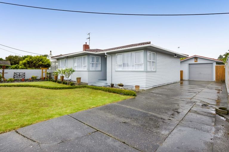 Photo of property in 240 Egmont Street, Patea, 4520
