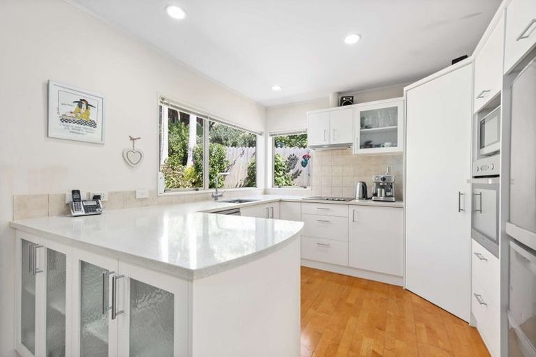 Photo of property in 4 Spinnaker Point, Manly, Whangaparaoa, 0930