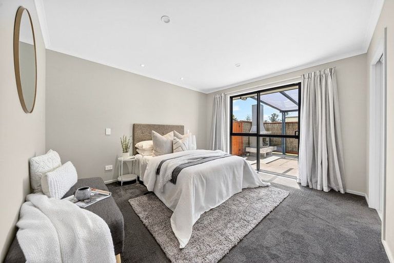 Photo of property in 3 Redwood Lane, Martinborough, 5711