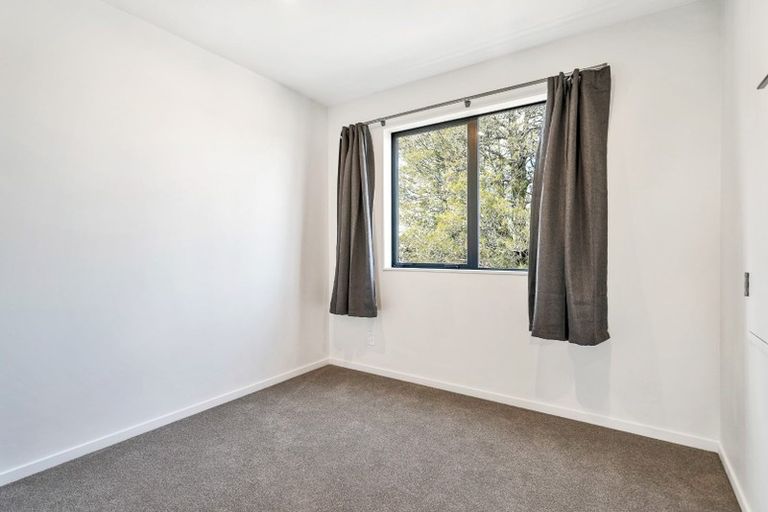 Photo of property in 8/54 Swanson Road, Henderson, Auckland, 0610