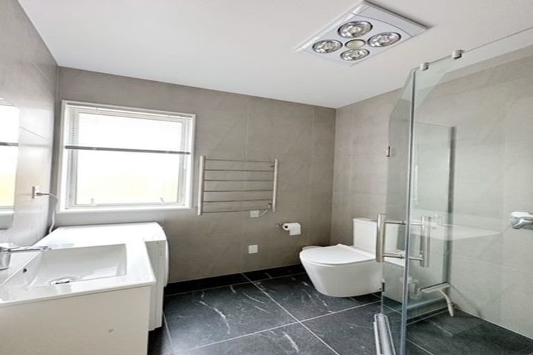 Photo of property in 23 Hikuawa Road, Flat Bush, Auckland, 2019