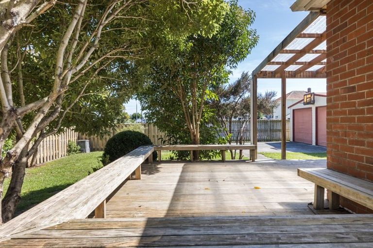 Photo of property in 1 Moheke Avenue, Roslyn, Palmerston North, 4414