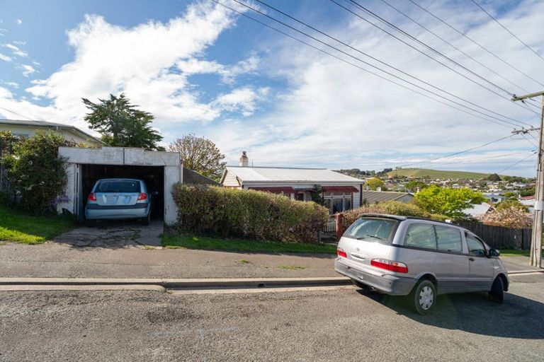 Photo of property in 27 Till Street, South Hill, Oamaru, 9400