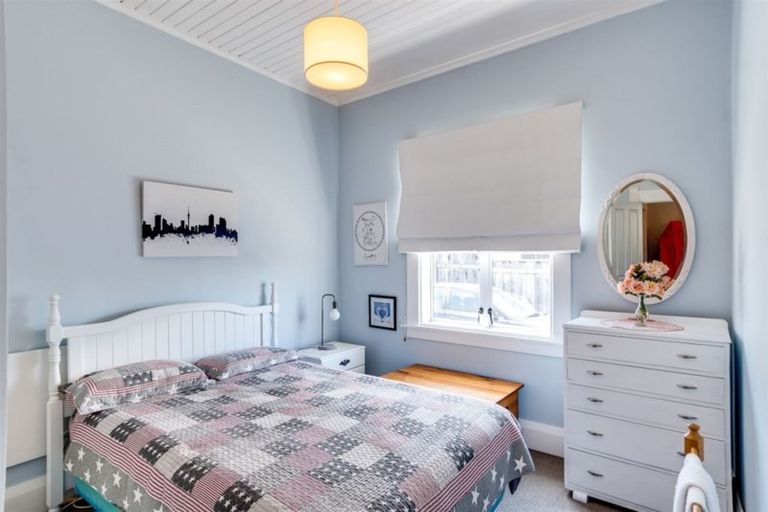 Photo of property in 5 Francis Drake Street, Waipukurau, 4200