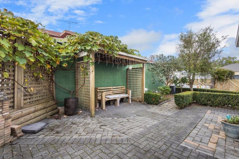 Photo of property in 11a Princes Street, Cambridge, 3434