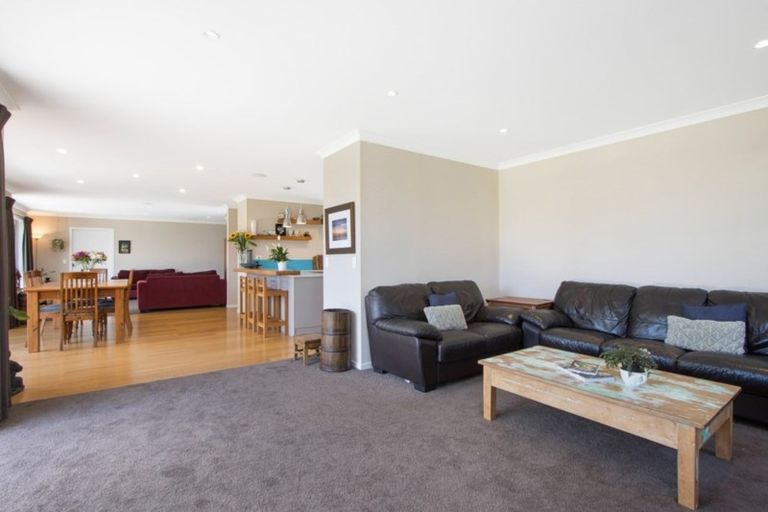 Photo of property in 17 Browns Drive, Waihi Beach, 3611