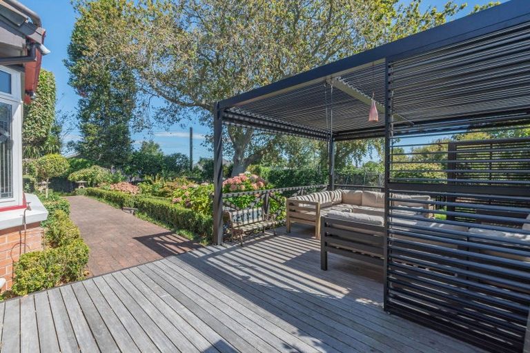 Photo of property in 40 Youngs Road, Papakura, 2110