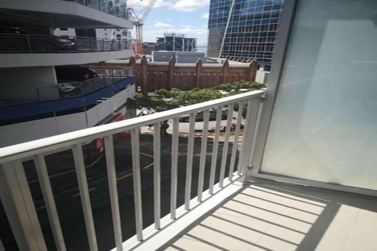 Photo of property in Waldorf Bankside Apartments, 4e/8 Bankside Street, Auckland Central, Auckland, 1010