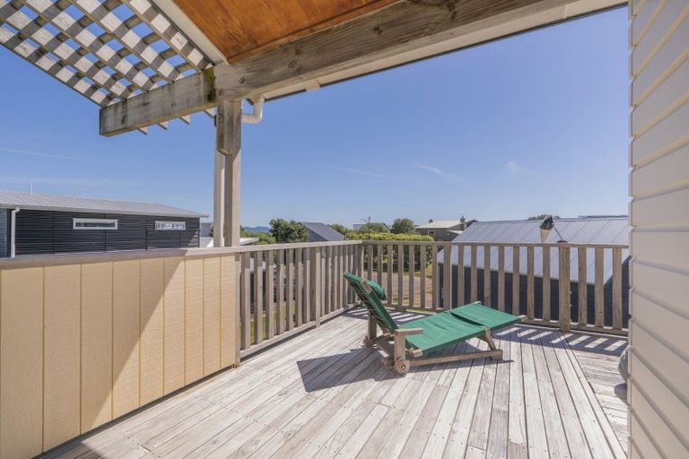 Photo of property in 110 Corokia Place, Matarangi, Whitianga, 3592