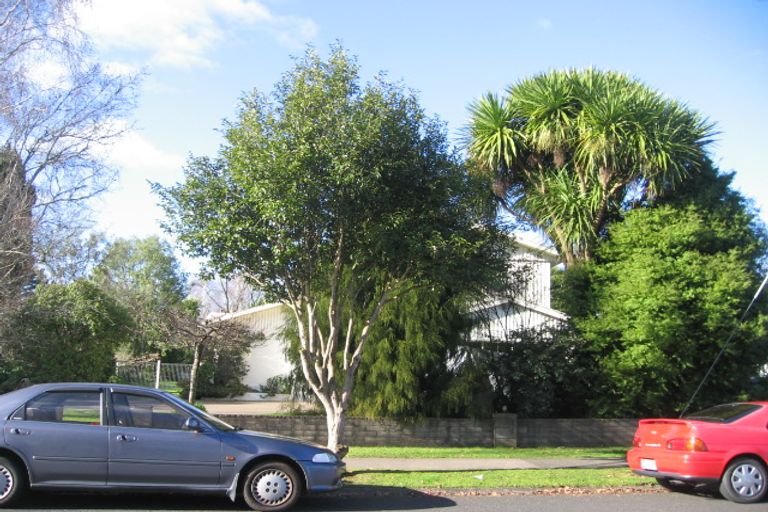 Photo of property in 24 Rutherford Street, Chedworth, Hamilton, 3210